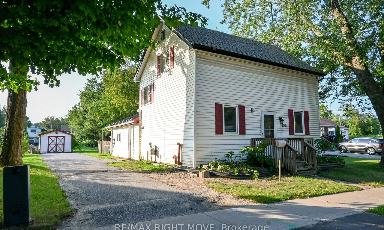 198 Barrie Rd, Orillia, ON L3V 2R3