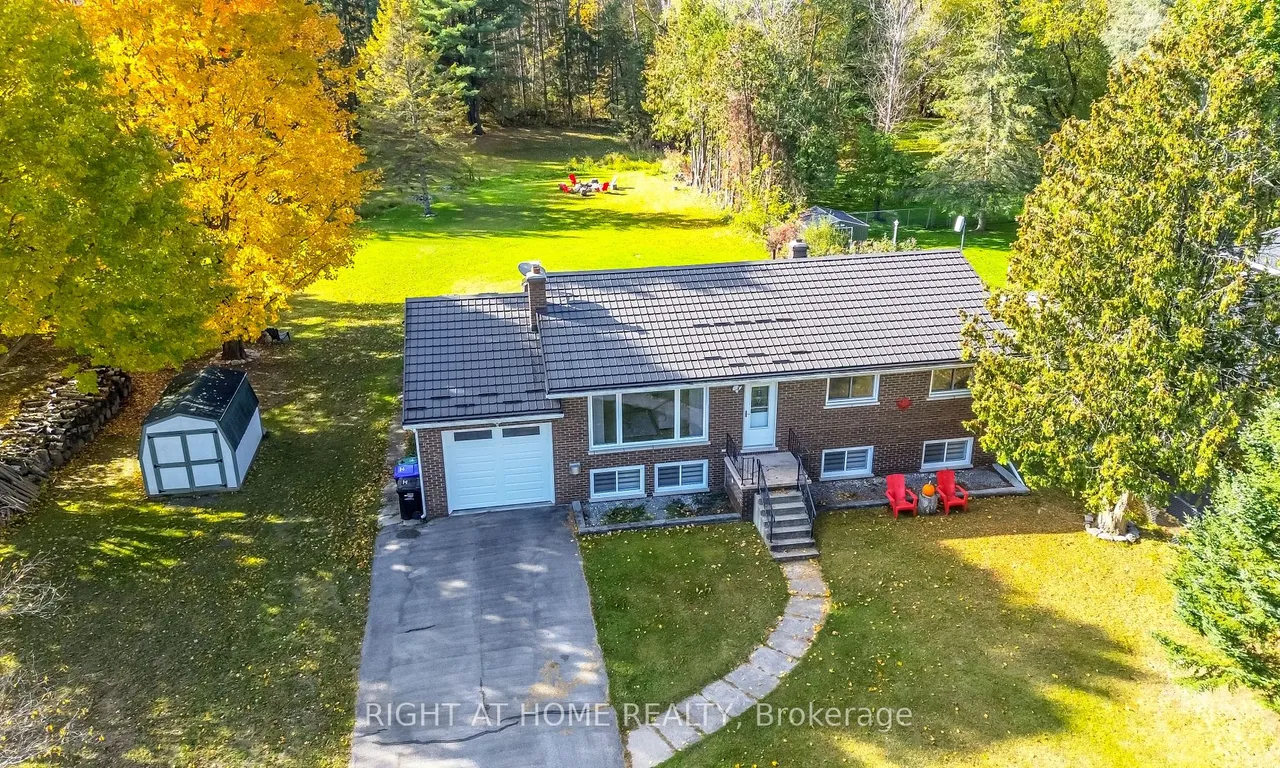 132 Switzer St, Clearview, ON L0M 1N0