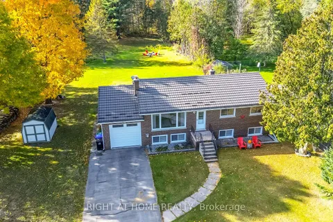 132 Switzer St, Clearview, ON L0M 1N0