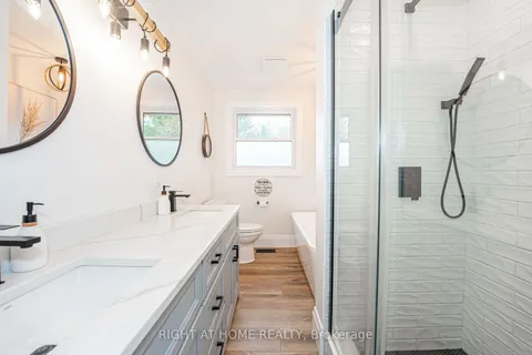 132 Switzer St, Clearview, ON L0M 1N0