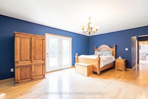 2140 Old Second Rd, Springwater, ON L4M 4Y8
