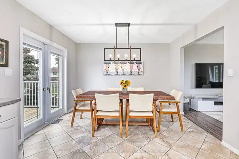 2 Bush St, Collingwood, ON L9Y 4S9