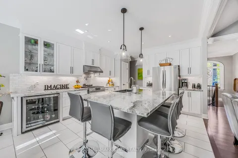 2248 Elana Dr, Severn, ON L3V 0C2