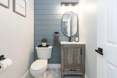 30 Connaught Lane, Barrie, ON L4M 0A6
