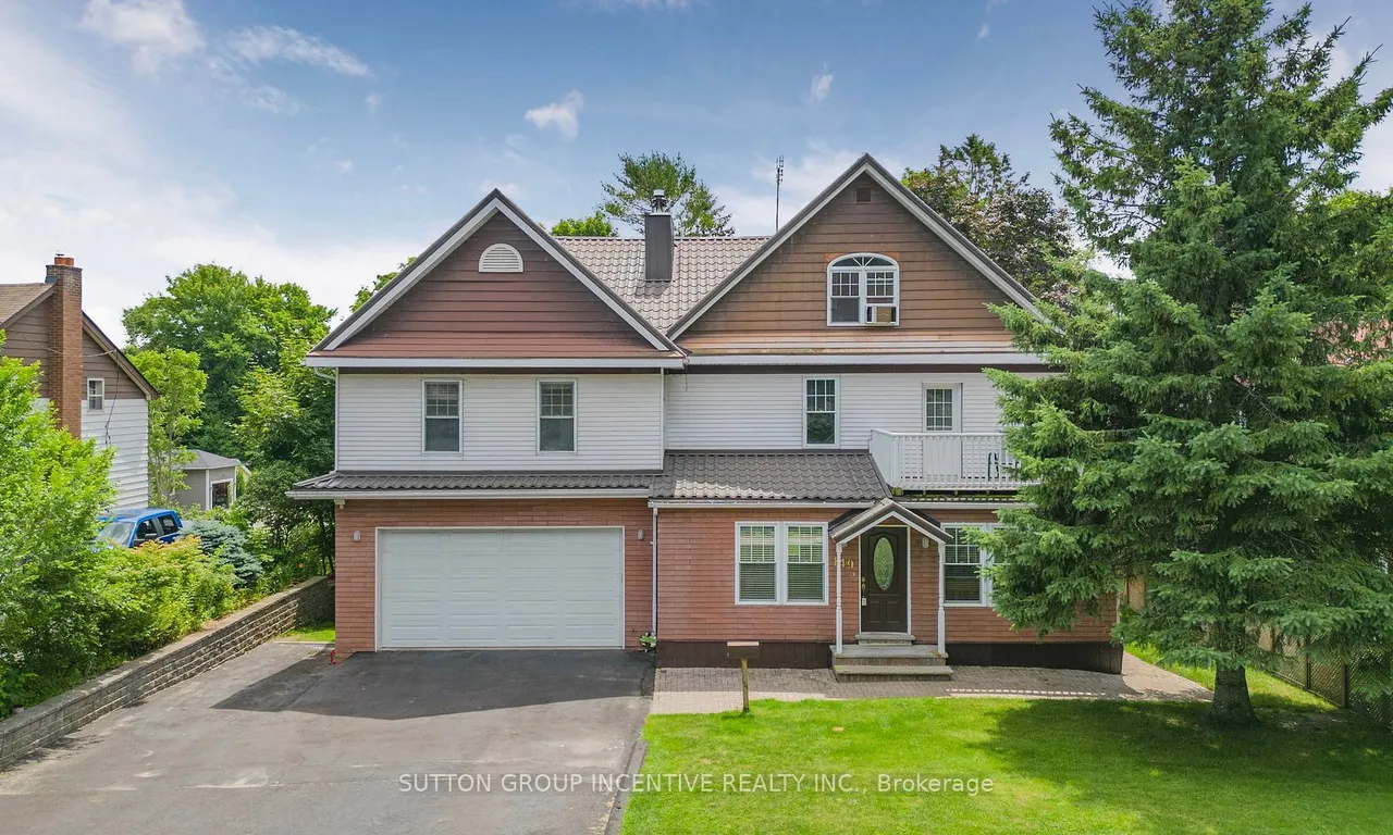149 Blake St, Barrie, ON L4M 1K4