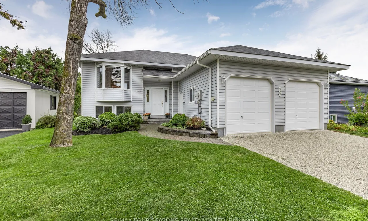 377 Peel St, Collingwood, ON L9Y 3W5