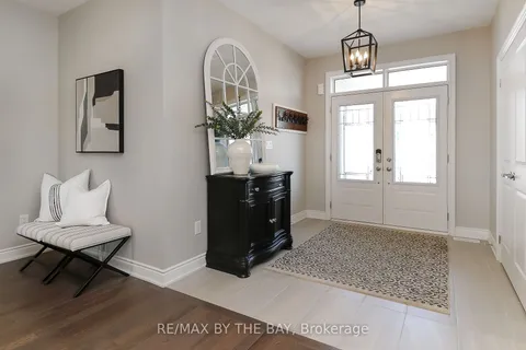 13 Autumn Dr, Wasaga Beach, ON L9Z 0K7