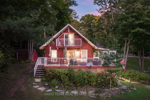1472 Otter Point Rd, Severn, ON L0K 1E0