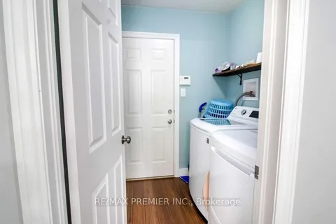 15 Dunsmore Lane, Barrie, ON L4M 7A1