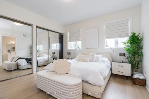 27 Muirfield Dr, Barrie, ON L4N 5S4
