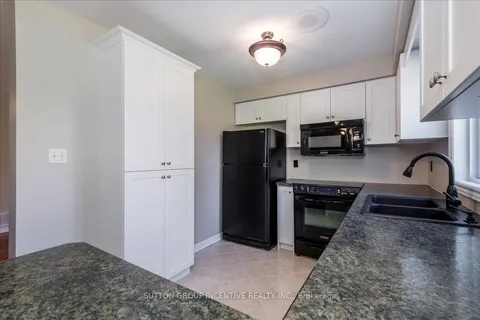 40 Livia Herman Way, Barrie, ON L4M 6X1