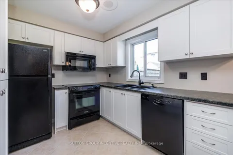 40 Livia Herman Way, Barrie, ON L4M 6X1
