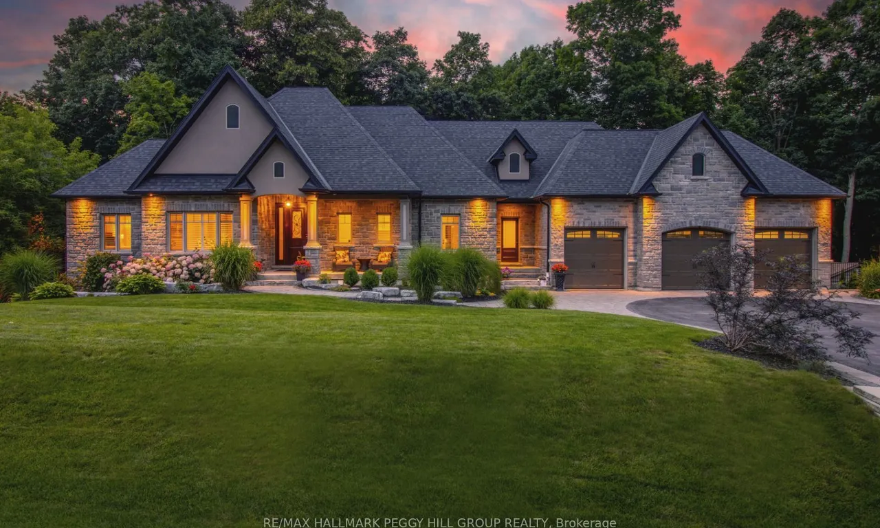 28 Heron Blvd, Springwater, ON L9X 0J1