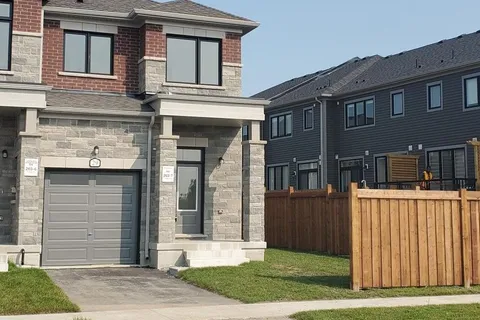 29 Milady Cres, Barrie, ON L9J 0X3