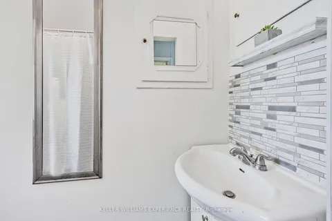 3829 Crossland Rd, Springwater, ON L0L 1P0