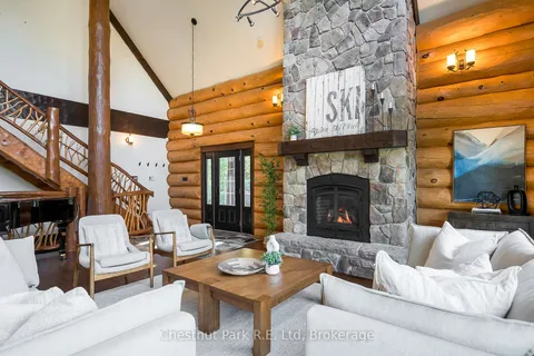 44 Trails End, Collingwood, ON L9Y 5B2