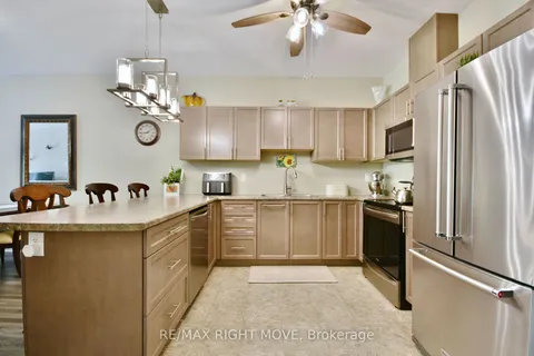 284 Lucy Lane, Orillia, ON L3V 0G3