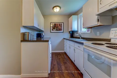 393 Second St, Collingwood, ON L9Y 1G9