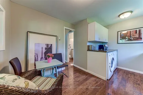 393 Second St, Collingwood, ON L9Y 1G9
