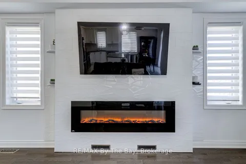 43 Autumn Dr, Wasaga Beach, ON L9Z 1J9