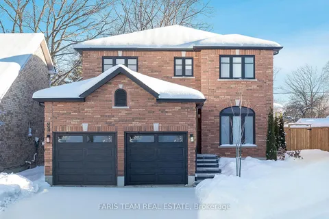 993 Whitney Cres, Midland, ON L4R 5N3