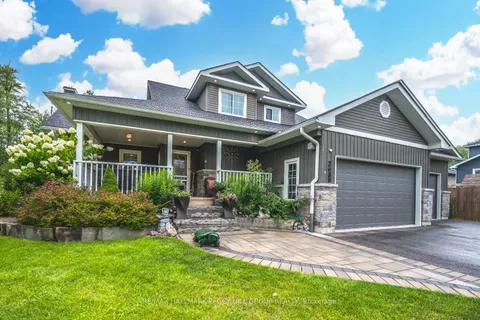 2638 Grand Tamarack Cres, Severn, ON L3V 7A8
