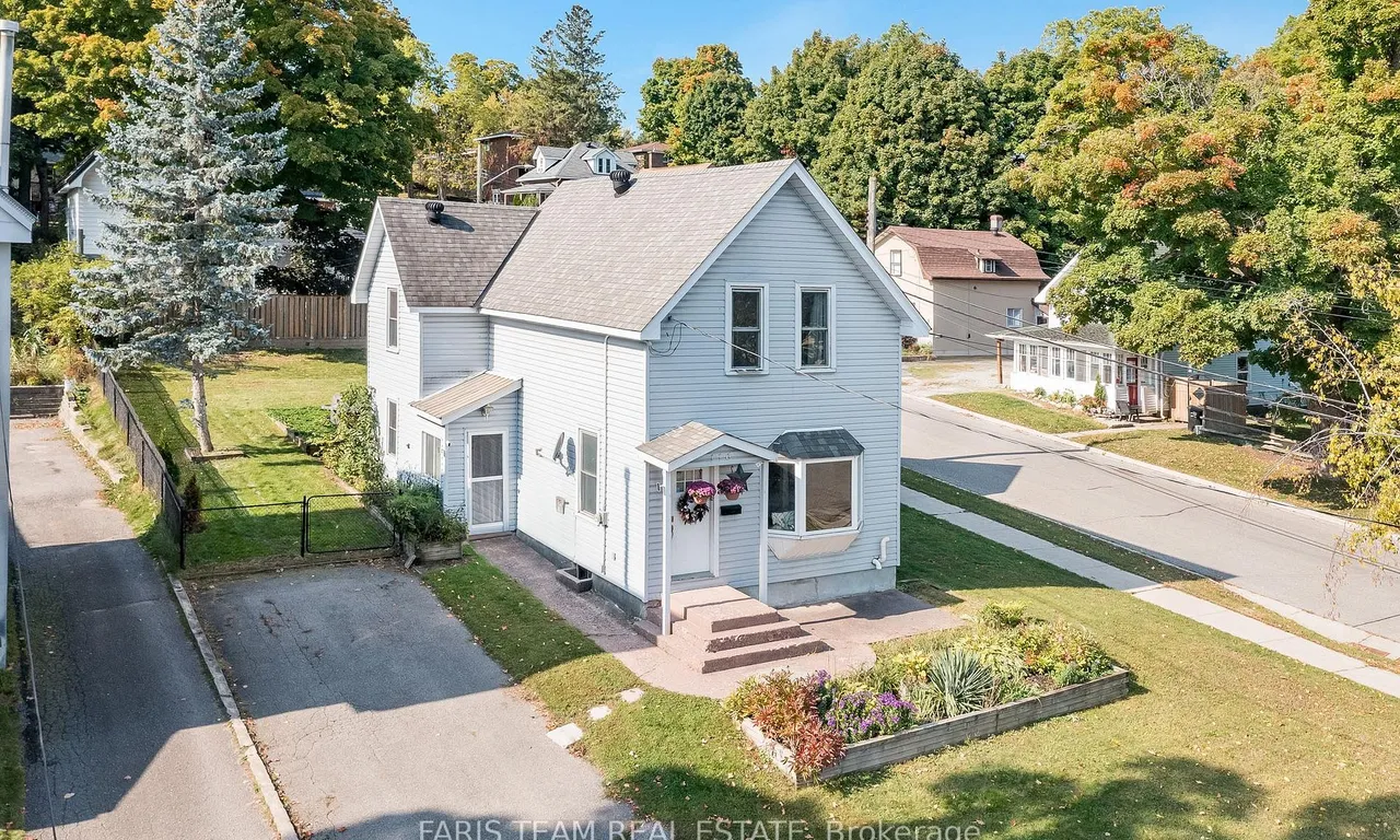 116 Fifth St, Midland, ON L4R 3V7