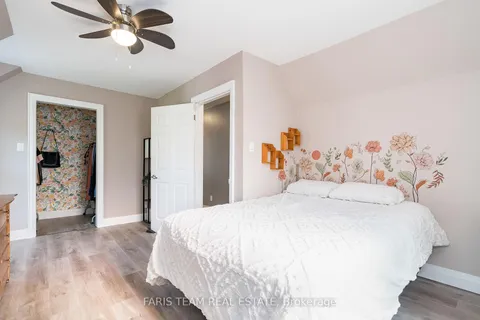 116 Fifth St, Midland, ON L4R 3V7