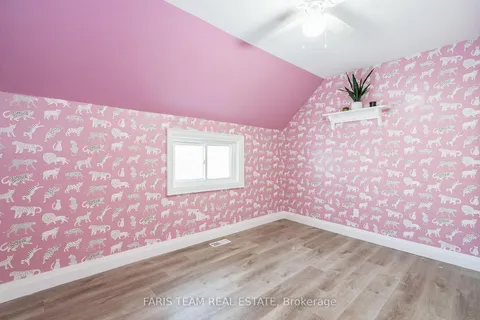 116 Fifth St, Midland, ON L4R 3V7