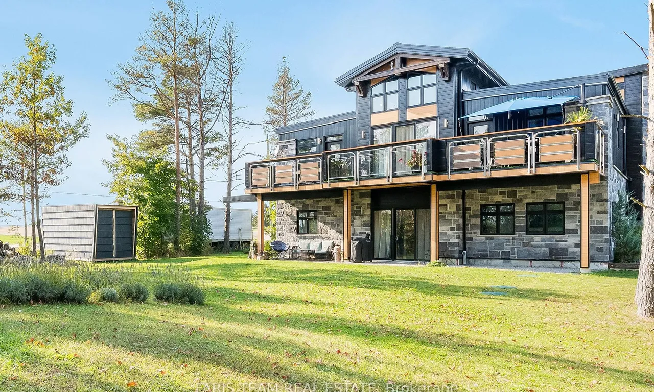 15512 County Road 27, Springwater, ON L0L 1P0