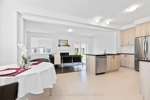 22 Autumn Dr, Wasaga Beach, ON L9Z 1J9