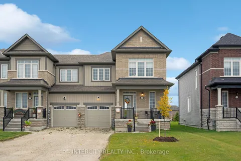 11 Stately Dr, Wasaga Beach, ON L9Z 0L9