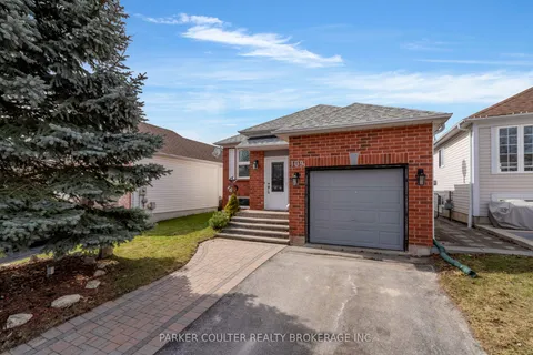 109 Copeman Cres, Barrie, ON L4N 8B3