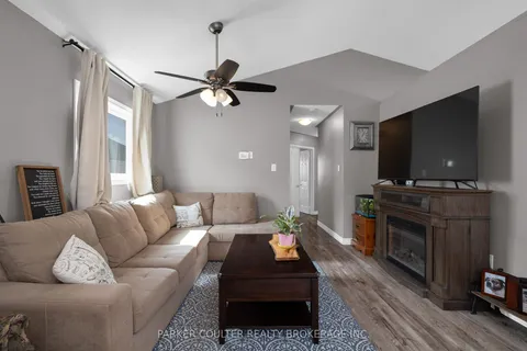 109 Copeman Cres, Barrie, ON L4N 8B3