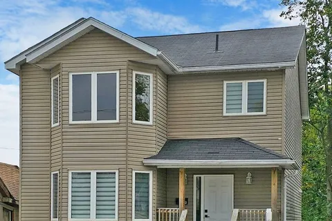 193 Barrie Rd, Orillia, ON L3V 2P6