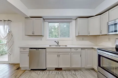 193 Barrie Rd, Orillia, ON L3V 2P6