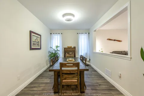 27 Atlantis Dr, Orillia, ON L3V 8L4