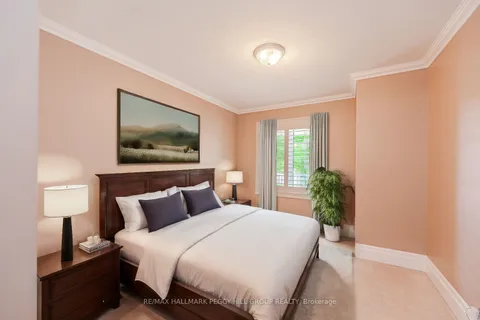 140 Greenway Dr, Wasaga Beach, ON L9Z 0E6