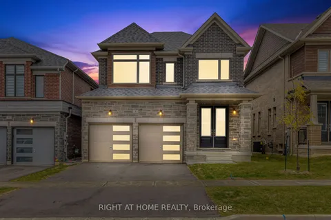 8 Daisy St, Springwater, ON L9X 2C5
