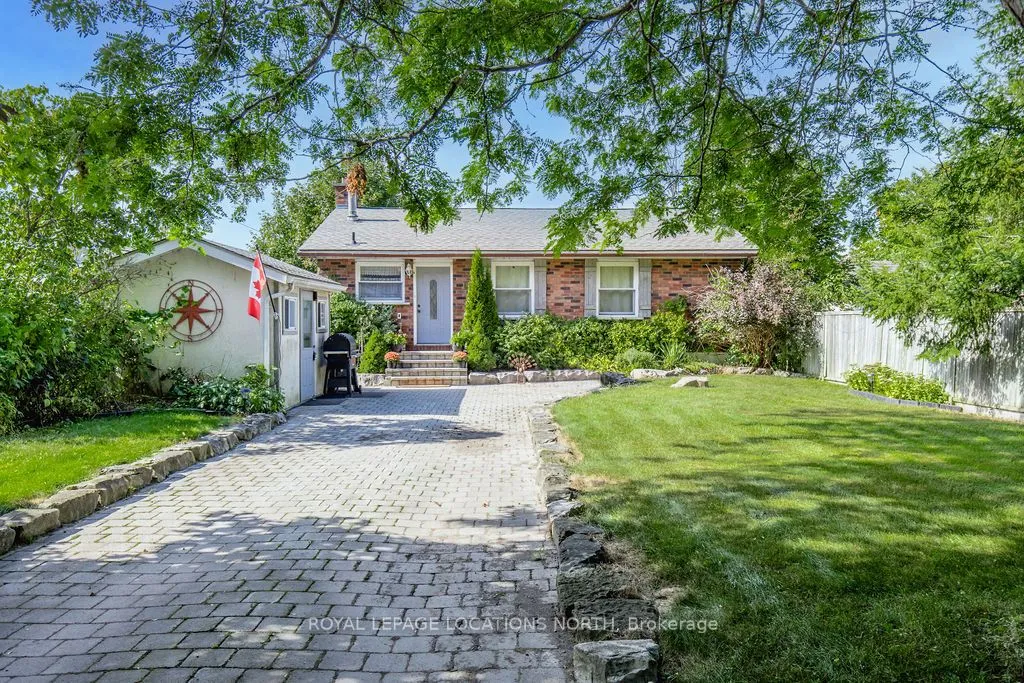 14 Grandview Rd, Tay, ON L0K 1R0