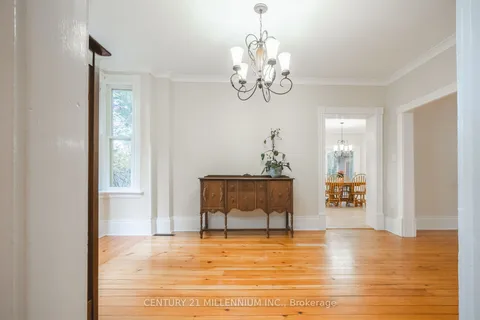 774 Hurontario St, Collingwood, ON L9Y 0G6