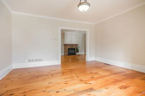 774 Hurontario St, Collingwood, ON L9Y 0G6