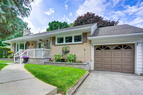 5 Dalton Cres, Orillia, ON L3V 5J6