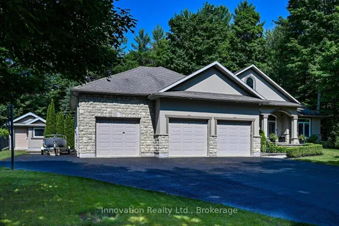 28 Laddie Lane, Springwater, ON L9X 0C3