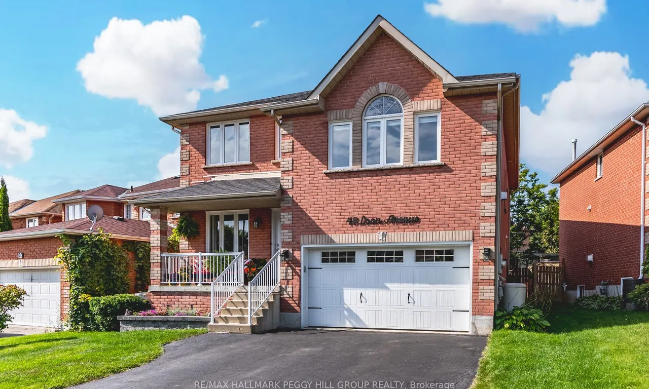 48 Loon Ave, Barrie, ON L4N 8W6
