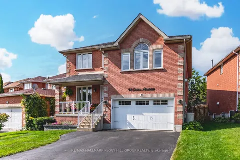 48 Loon Ave, Barrie, ON L4N 8W6
