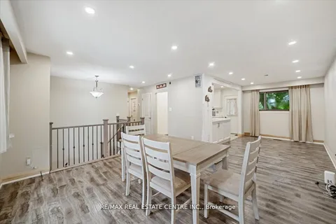 27 Bernick Dr, Barrie, ON L4M 5C1