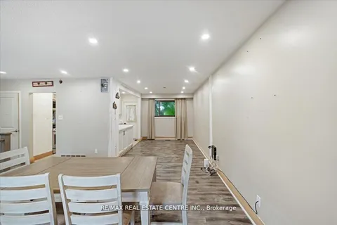 27 Bernick Dr, Barrie, ON L4M 5C1
