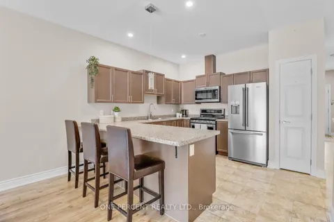 92 Lily Dr, Orillia, ON L3V 7A8