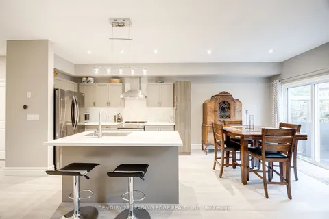 21 Lett Ave, Collingwood, ON L9Y 0Z5